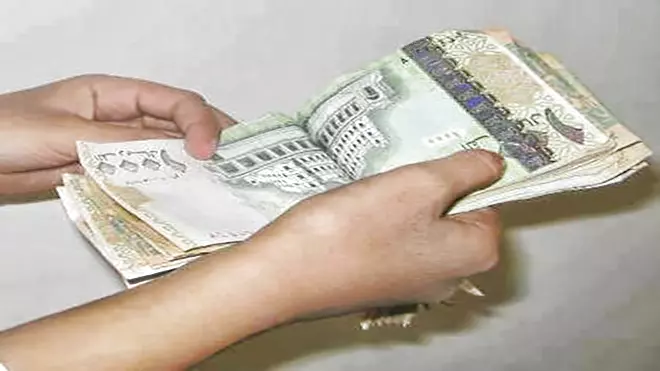 صنعاء تستحوذ على ترليون و600 مليار ريال يمني من واردات النفط